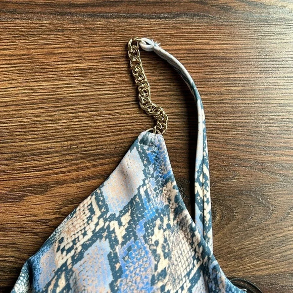 NEW Shade & Shore Snakeskin Bikini Top with Chains | Blue Bikini Top | Snakeskin - Picture 6 of 9
